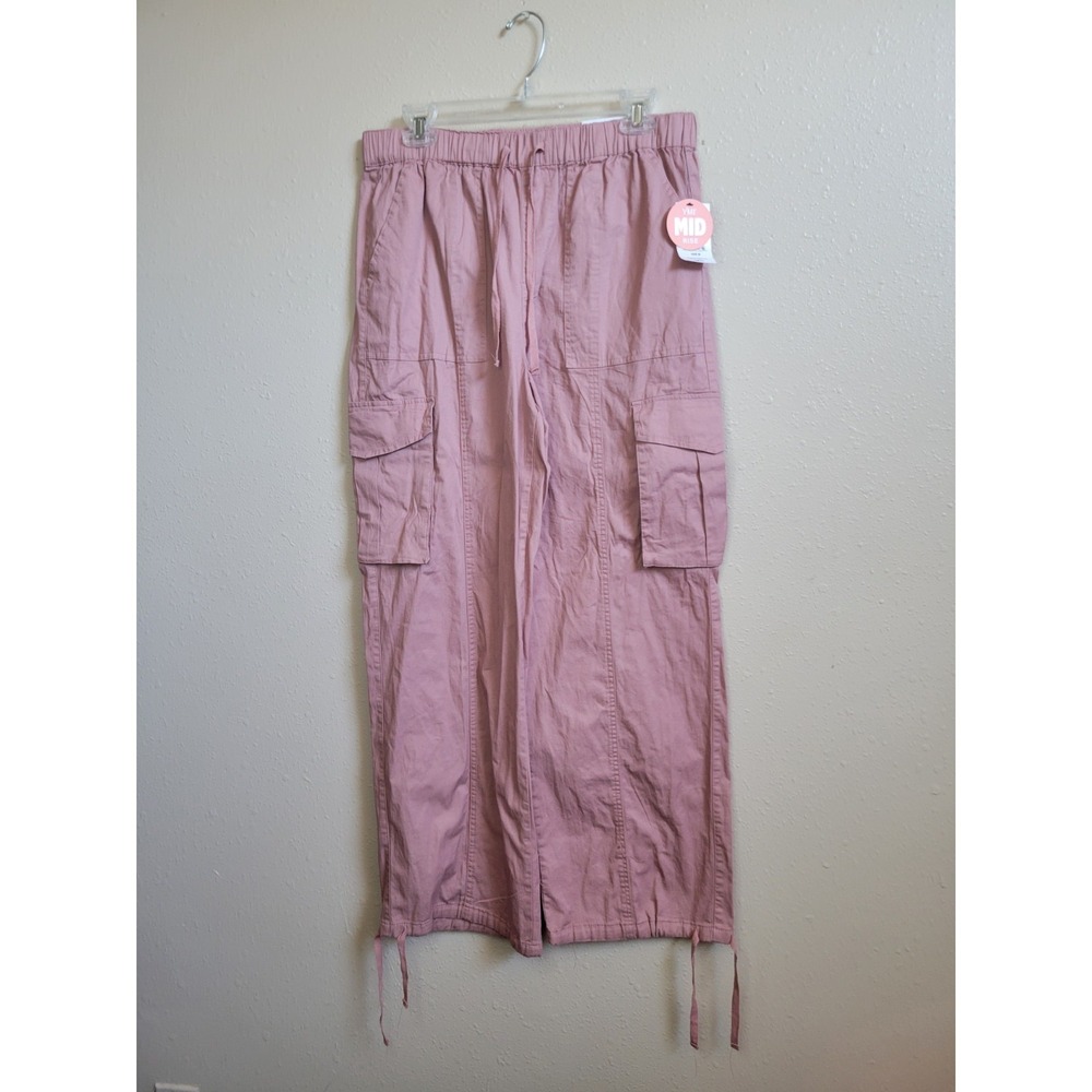 YMI Mid Rise All Day Cargo Pants Size Medium Mauve NWT